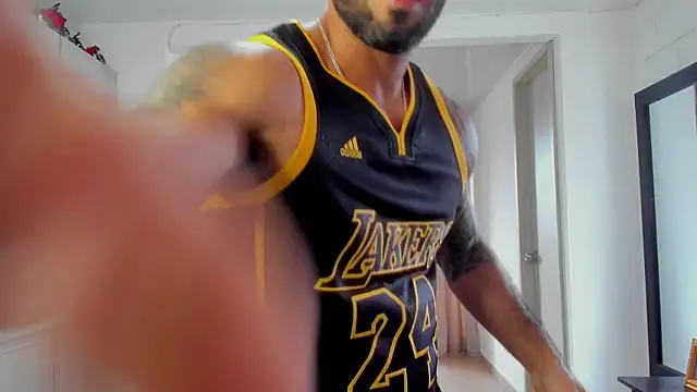 SamirHazard97 online show from 12-19-25, 08:38