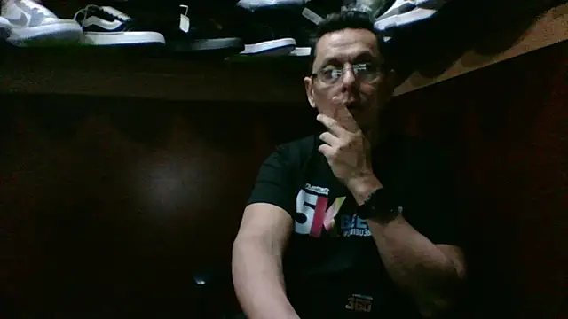 MarcusKelvin online show from 10-21-25, 12:39