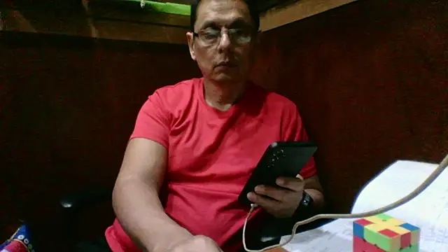 MarcusKelvin online show from 11-04-25, 03:55