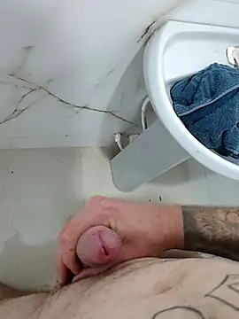 Snapshot of branquinho000007 chatting on 12-03-25, 12:18 branquinho000007 online show from 12-03-25, 12:18