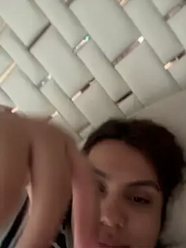 valeria2019hot online show from 04-30-26, 04:35