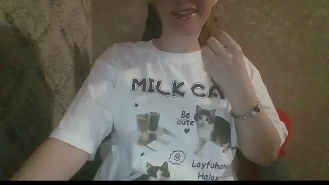 Snapshot of Sladkiegubki chatting on 11-30-25, 12:58 Sladkiegubki online show from 11-30-25, 12:58