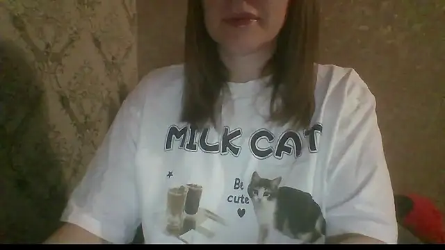 Snapshot of Sladkiegubki chatting on 01-09-26, 10:44 Sladkiegubki online show from 01-09-26, 10:44