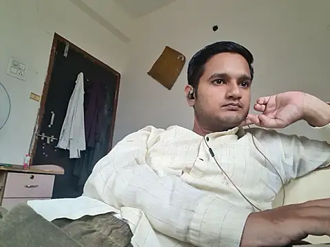 Jonrobinso online show from 10-09-25, 04:32