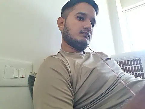 Jonrobinso online show from 06-15-26, 04:25