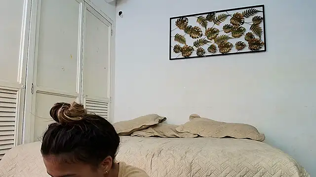 miranda villa online show from 03-20-25, 12:32