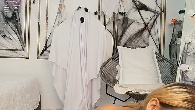 miranda villa online show from 10-19-25, 12:50