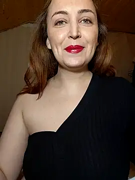 Snapshot of Selena_Selly7 chatting on 04-15-26, 08:09 Selena Selly7 online show from 04-15-26, 08:09