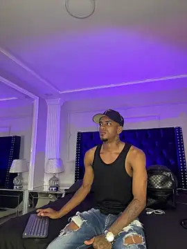 Snapshot of AaronCruz_ chatting on 02-26-26, 01:59 AaronCruz online show from 02-26-26, 01:59