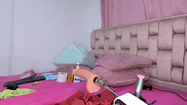 Roxy-Smith online show from 05-13-26, 10:49