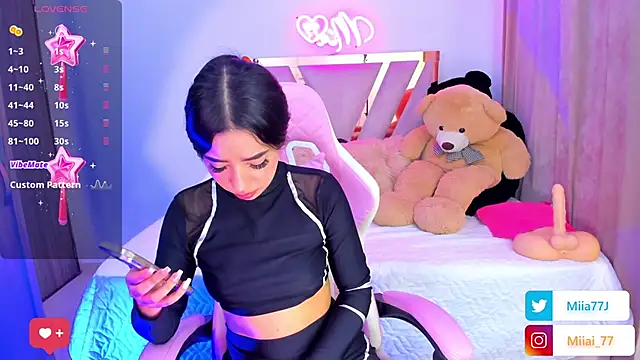 Miia77  online show from 09-17-25, 03:30