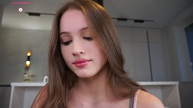 hecola online show from 11-21-25, 12:15