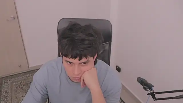 Tony Hoffa online show from 10-28-25, 06:43