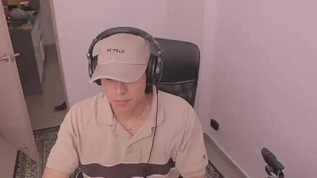 Tony Hoffa online show from 10-31-25, 08:43