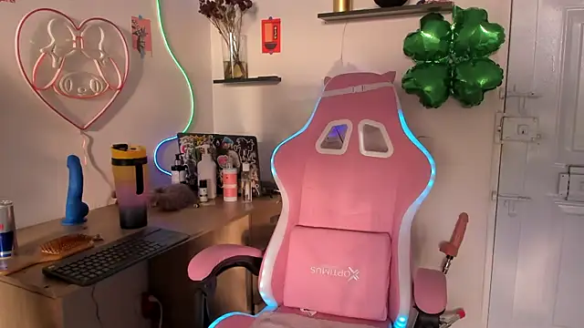 Snapshot of AlyRoses chatting on 03-21-25, 10:28 AlyRoses online show from 03-21-25, 10:28