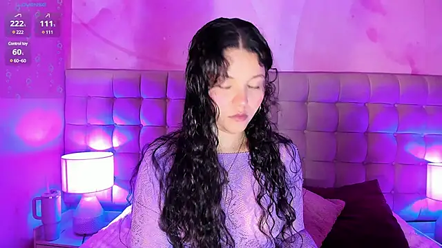 LottiCarter online show from 03-23-25, 03:21