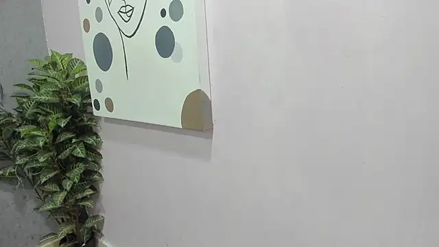 Tiffany mendez online show from 12-20-25, 12:01