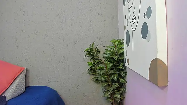 Tiffany mendez online show from 03-05-26, 12:01