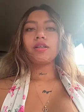 Snapshot of amanda-medrano1 chatting on 10-07-25, 01:30 amanda-medrano1 online show from 10-07-25, 01:30