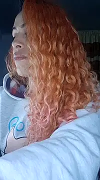 Sexy-Favgirl online show from 03-06-25, 11:53