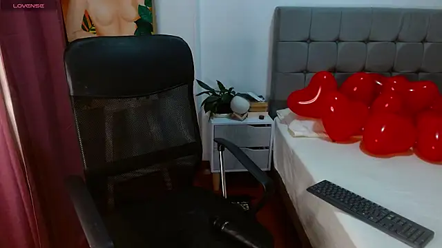 Snapshot of ChloeSanchezx chatting on 02-16-25, 01:36 ChloeSanchezx online show from 02-16-25, 01:36