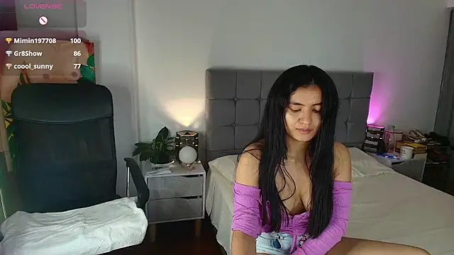 Snapshot of ChloeSanchezx chatting on 03-17-25, 01:03 ChloeSanchezx online show from 03-17-25, 01:03