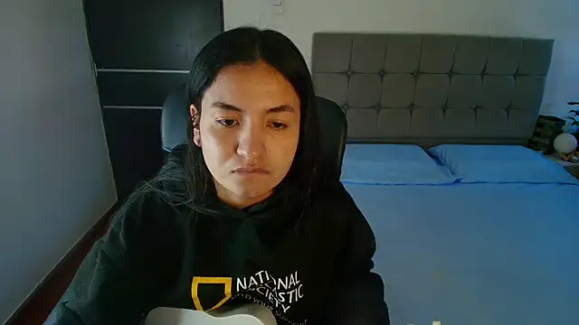 Snapshot of ChloeSanchezx chatting on 09-11-25, 02:50 ChloeSanchezx online show from 09-11-25, 02:50