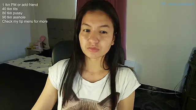 ChloeSanchezx online show from 06-16-26, 08:33