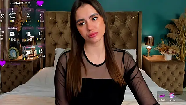 CalyMoon online show from 03-18-25, 01:09