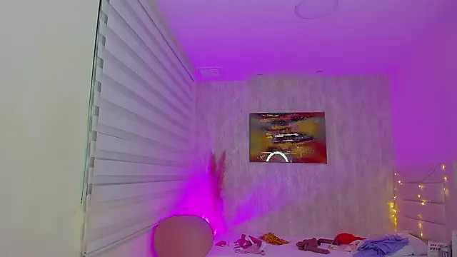 Snapshot of Keni_malf chatting on 09-15-25, 03:17 Keni malf online show from 09-15-25, 03:17