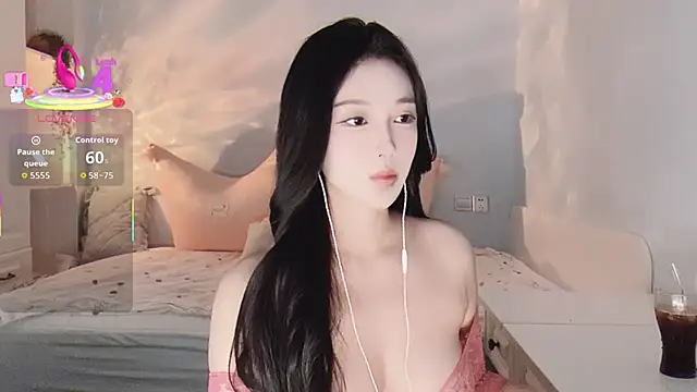 Snapshot of -Tilana- chatting on 01-12-26, 07:30 -Tilana- online show from 01-12-26, 07:30