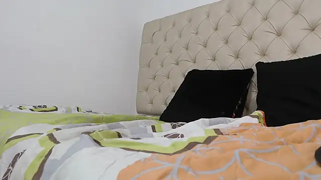 Snapshot of isabella_jazz chatting on 02-28-25, 08:07 isabella jazz online show from 02-28-25, 08:07