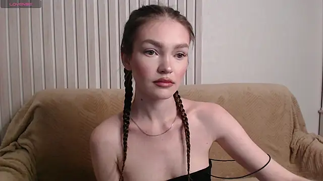 Snapshot of stellapayne1 chatting on 09-12-25, 11:37 stellapayne1 online show from 09-12-25, 11:37