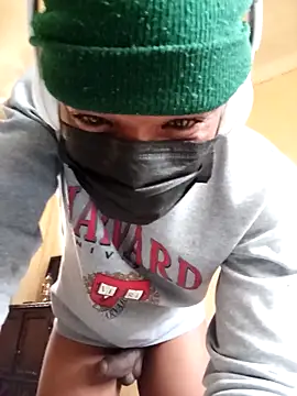 izinjamfee2 online show from 09-23-25, 01:36