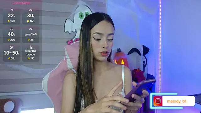 Snapshot of melody_brawns chatting on 10-12-25, 07:46 melody brawns online show from 10-12-25, 07:46