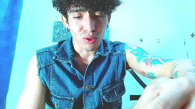 targuerian22 online show from 12-24-24, 04:00