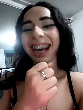 hanna  azumi online show from 03-07-25, 07:19