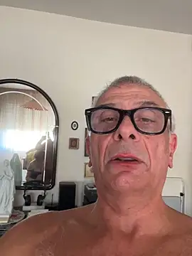 Snapshot of 4n4l1zz4m1 chatting on 02-02-26, 03:00 4n4l1zz4m1 online show from 02-02-26, 03:00