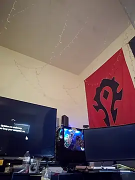 lit702 online show from 10-28-25, 03:47