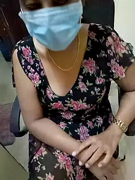 Snapshot of Roja-Telugu777 chatting on 02-20-25, 02:57 Roja-Telugu777 online show from 02-20-25, 02:57