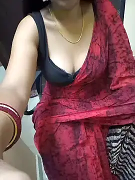 Snapshot of Roja-Telugu777 chatting on 02-23-25, 01:46 Roja-Telugu777 online show from 02-23-25, 01:46