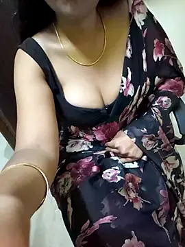 Snapshot of Roja-Telugu777 chatting on 02-28-25, 02:31 Roja-Telugu777 online show from 02-28-25, 02:31