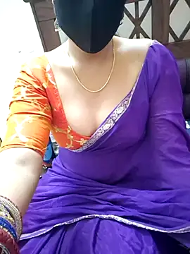 Snapshot of Roja-Telugu777 chatting on 09-20-25, 03:29 Roja-Telugu777 online show from 09-20-25, 03:29