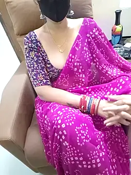 Snapshot of Roja-Telugu777 chatting on 11-08-25, 02:39 Roja-Telugu777 online show from 11-08-25, 02:39