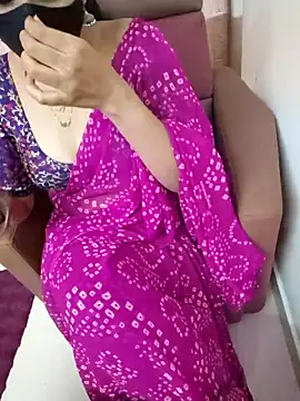 Snapshot of Roja-Telugu777 chatting on 11-09-25, 08:34 Roja-Telugu777 online show from 11-09-25, 08:34