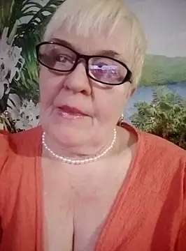 VioletSweet566 online show from 02-12-25, 07:13