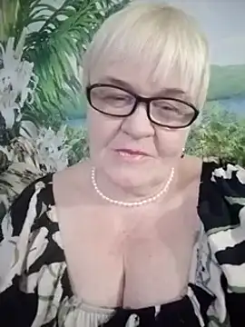 VioletSweet566 online show from 02-20-25, 01:51