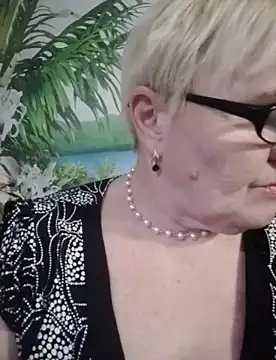 VioletSweet566 online show from 02-27-25, 03:05