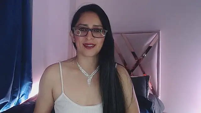 Snapshot of Andrea_Sexx_ chatting on 02-06-25, 04:42 Andrea Sexx online show from 02-06-25, 04:42