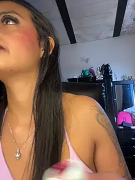 Laura fernandezII online show from 02-12-25, 09:33